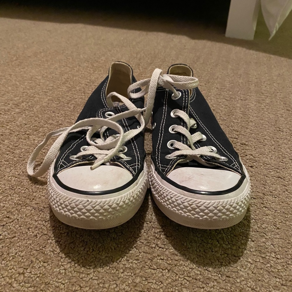 Black converse